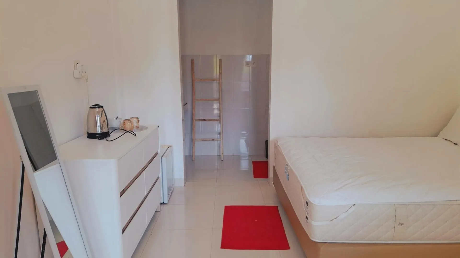 Lilin Stay Ungasan  Guest house