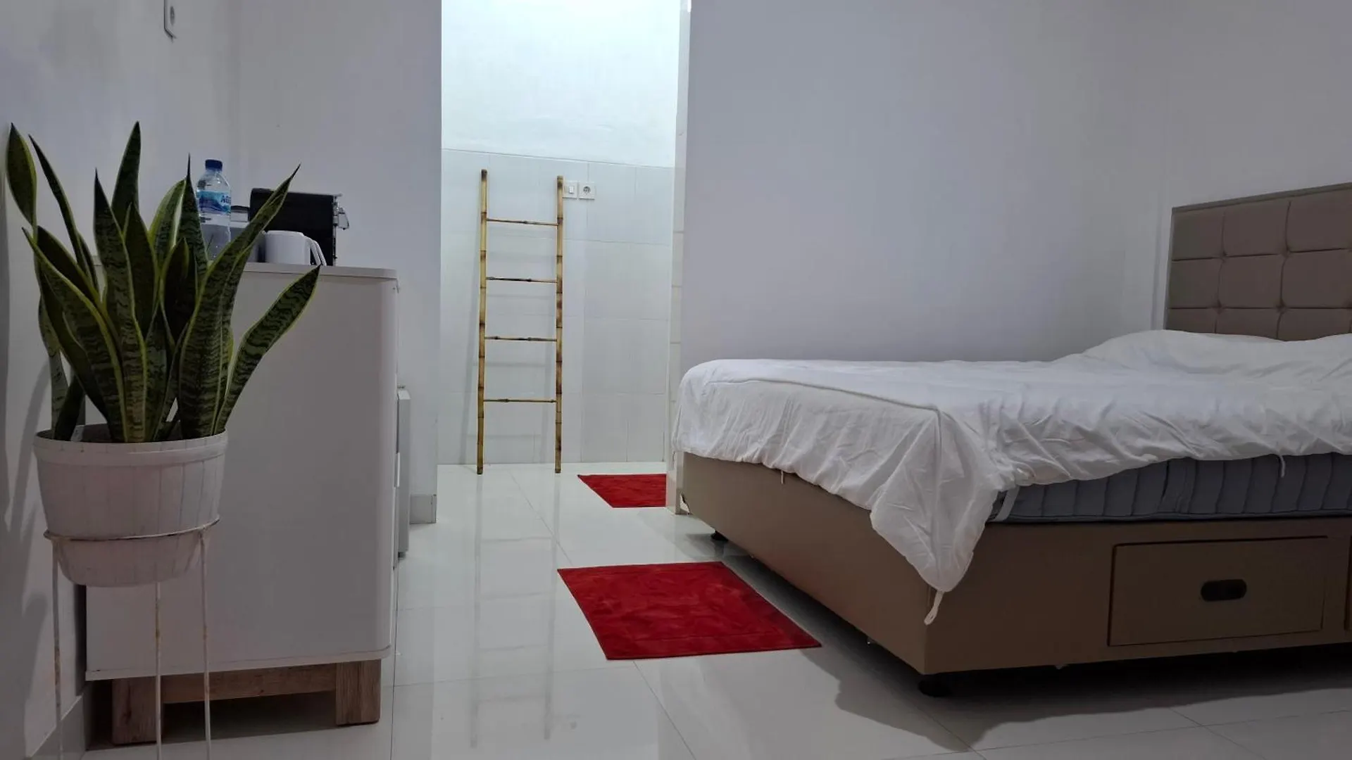 Lilin Stay Ungasan  Guest house